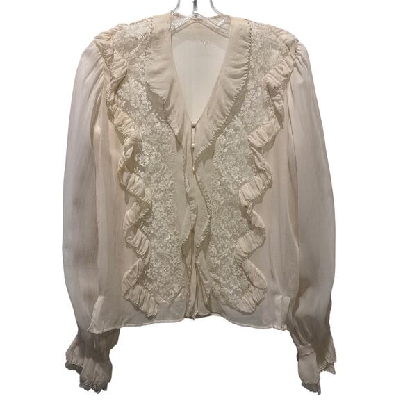 Unlabeled Vintage Cream Chiffon Lace Ruffle Blouse with Double Cuffs medium - Picture 2 of 15